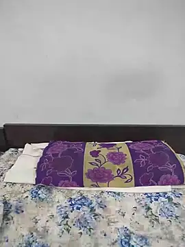 Snapshot of NeetuKumri chatting on May 22, 2026, 5:07 pm NeetuKumri online show from May 22, 2026, 5:07 pm
