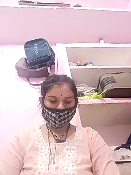 Hot bri2 online show from April 7, 2026, 4:18 pm