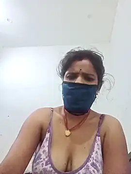 Hot chani online show from April 19, 2026, 9:28 pm