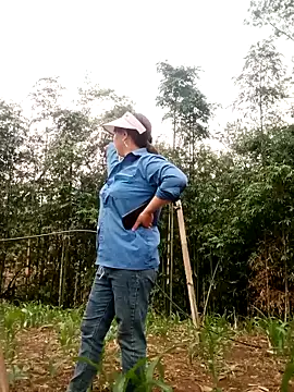 lyly sexx online show from April 16, 2026, 12:44 am