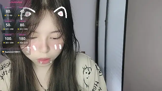 Snapshot of F-Yihao chatting on March 5, 2026, 5:47 am F-Yihao online show from March 5, 2026, 5:47 am