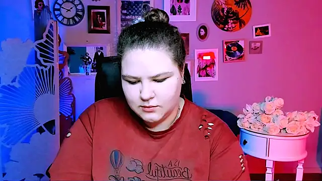 SofiRoce online show from March 12, 2026, 8:20 am