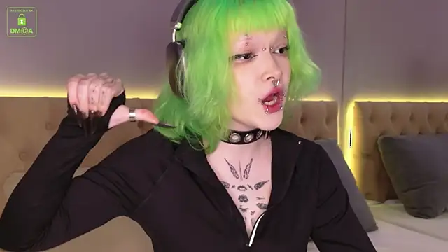 Sarah sinn online show from March 7, 2026, 4:53 am