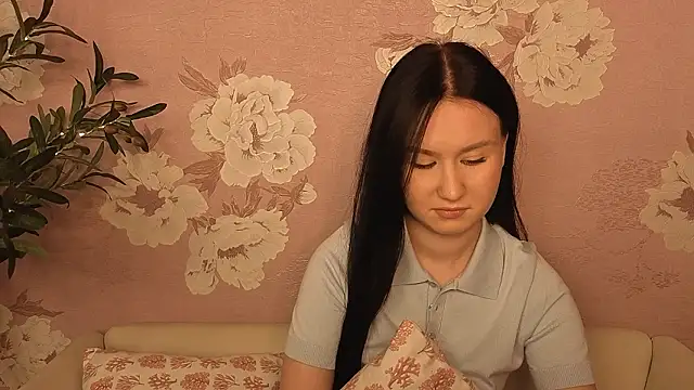 ShirlyMaston online show from February 26, 2026, 2:38 pm