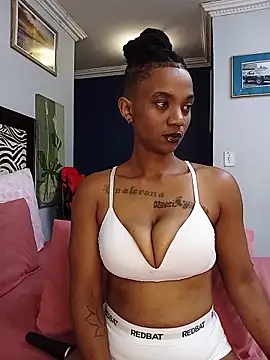 JANIELEE8XXXXX online show from April 2, 2026, 5:43 pm