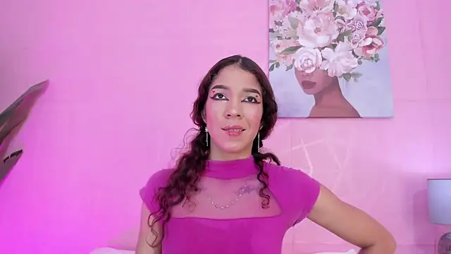 Snapshot of evelyn__rose1 chatting on March 4, 2026, 6:14 pm evelyn rose1 online show from March 4, 2026, 6:14 pm