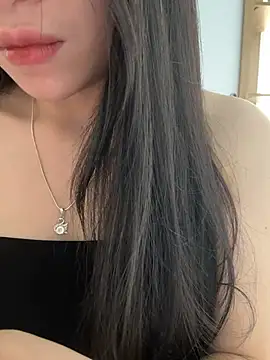 Snapshot of Tinn_tin chatting on May 28, 2026, 6:32 am Tinn tin online show from May 28, 2026, 6:32 am