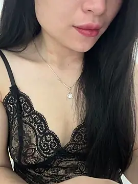 Snapshot of Tinn_tin chatting on June 3, 2026, 3:39 pm Tinn tin online show from June 3, 2026, 3:39 pm