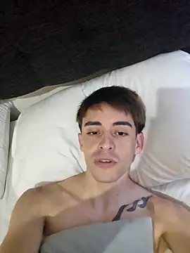 Snapshot of gastontwink chatting on March 3, 2026, 4:24 pm gastontwink online show from March 3, 2026, 4:24 pm