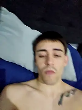 Snapshot of gastontwink chatting on April 15, 2026, 4:30 am gastontwink online show from April 15, 2026, 4:30 am