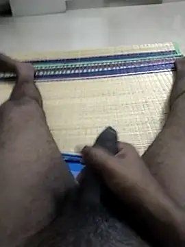 sathish2895 online show from June 17, 2026, 7:04 pm