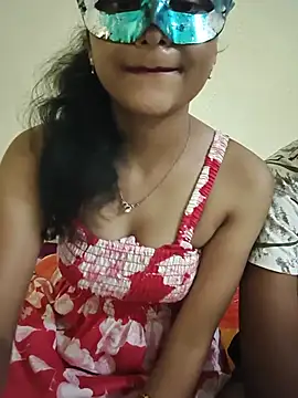 Sweet Cpl  online show from July 8, 2026, 8:08 am