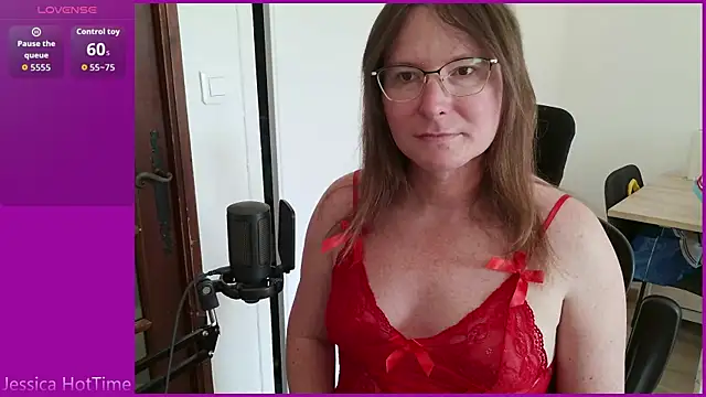 Snapshot of Jessica_hotTime chatting on April 27, 2026, 2:26 pm Jessica hotTime online show from April 27, 2026, 2:26 pm