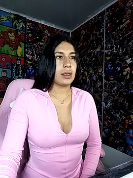 charlottte wh online show from April 13, 2026, 9:59 am