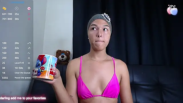 Snapshot of lovee_megan chatting on February 28, 2026, 12:06 pm lovee megan online show from February 28, 2026, 12:06 pm