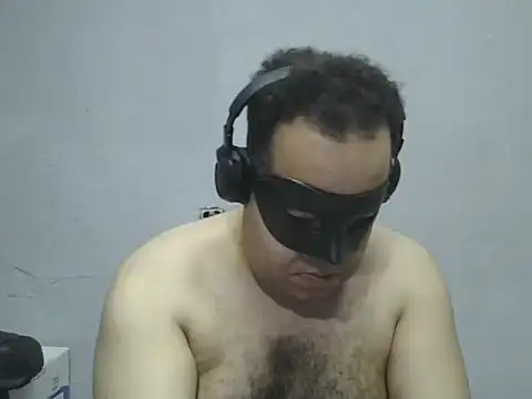 UrsoBissexualPauGrosso online show from April 7, 2026, 1:28 am