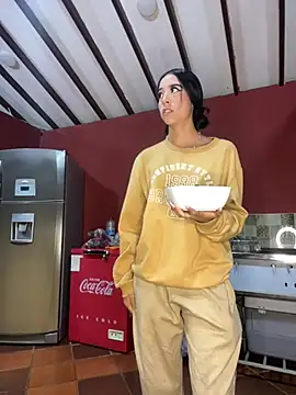 SAMY AND ARI online show from April 3, 2026, 10:13 am