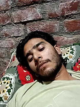 Snapshot of CoralN chatting on March 4, 2026, 1:50 pm CoralN online show from March 4, 2026, 1:50 pm