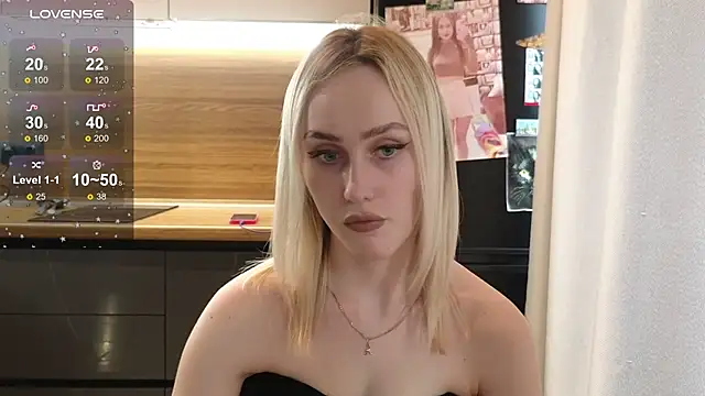 Bella Villen online show from July 9, 2026, 12:09 pm