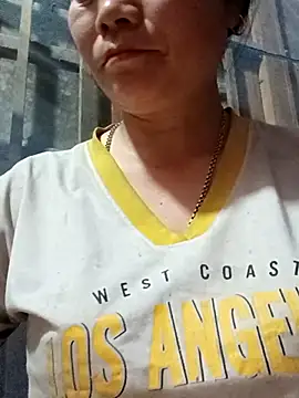 Lindxx-hot online show from April 8, 2026, 6:41 pm