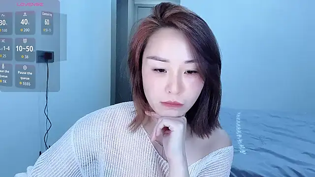 xiaolu-686 online show from April 2, 2026, 2:15 pm