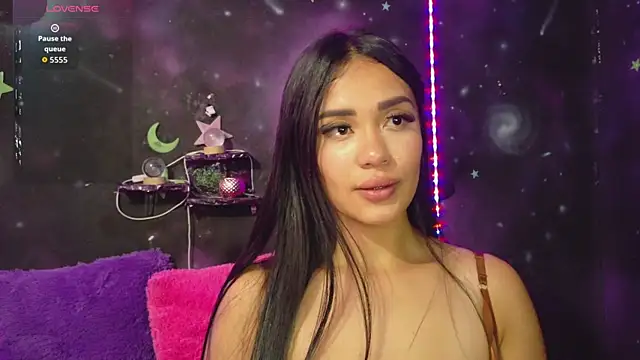 Snapshot of ValentinaRojass_ chatting on May 14, 2026, 4:47 pm ValentinaRojass online show from May 14, 2026, 4:47 pm