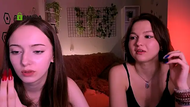 chloe ley online show from May 18, 2026, 7:09 pm