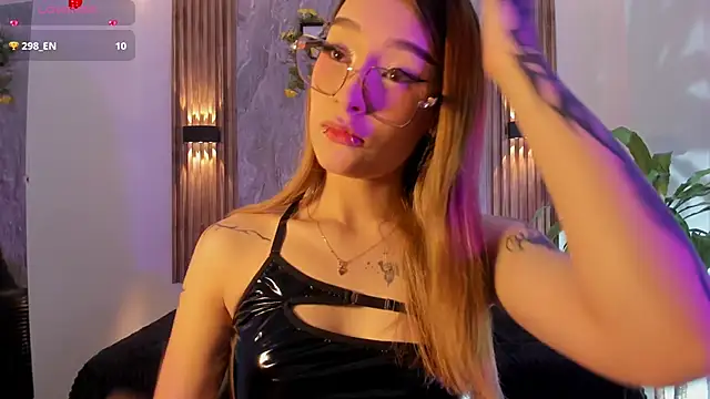 Melodylanee online show from April 8, 2026, 11:10 am