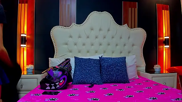 AnnyANDnoah online show from March 25, 2026, 12:55 pm