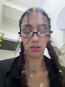 samantha rogers online show from March 18, 2026, 1:47 pm