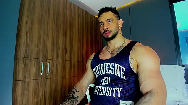 massimo visconti online show from April 5, 2026, 4:26 pm