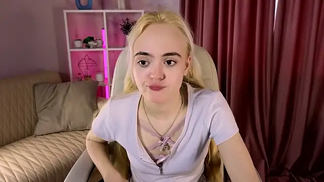 Bambi Bloom online show from March 3, 2026, 5:46 am