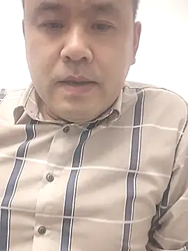 wanggang880903 online show from April 10, 2026, 4:23 pm