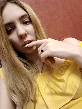 Snapshot of Prinseska27 chatting on March 2, 2026, 7:54 pm Prinseska27 online show from March 2, 2026, 7:54 pm