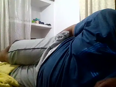 Snapshot of Huskyboss chatting on March 7, 2026, 3:53 pm Huskyboss online show from March 7, 2026, 3:53 pm