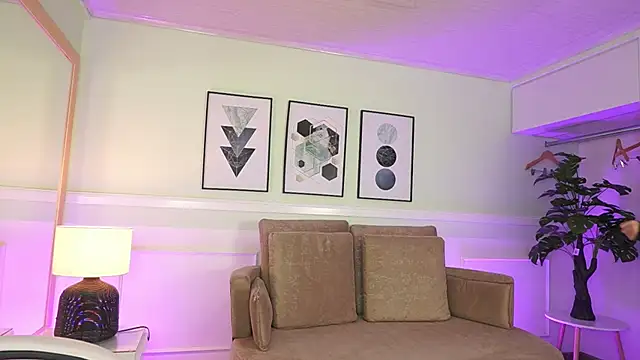 MandyCollins online show from March 26, 2026, 11:38 am