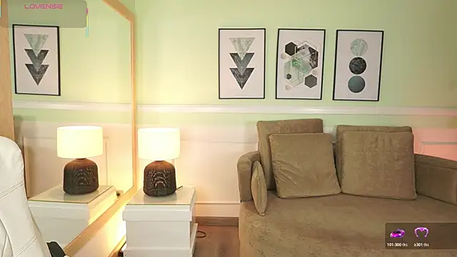 MandyCollins online show from March 31, 2026, 11:32 am