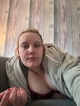 SassieBlondie online show from March 4, 2026, 10:43 am