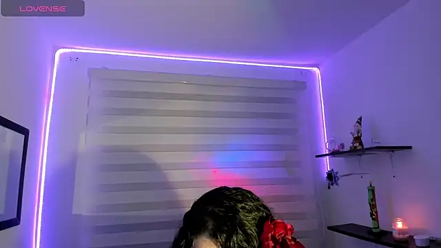 Agatha Marin online show from April 17, 2026, 3:31 am