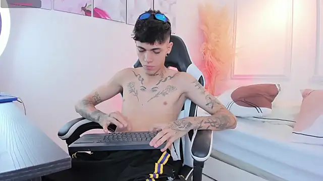 Tommy valverde online show from April 20, 2026, 6:53 pm