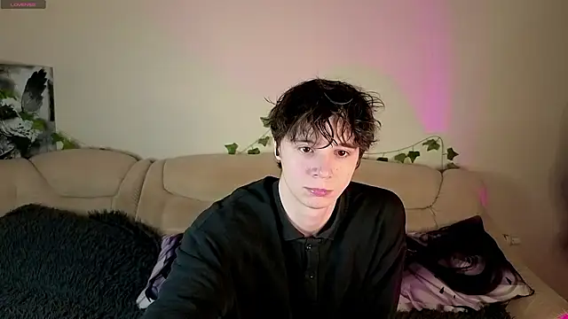 AnthonyCuutie online show from March 15, 2026, 4:57 pm