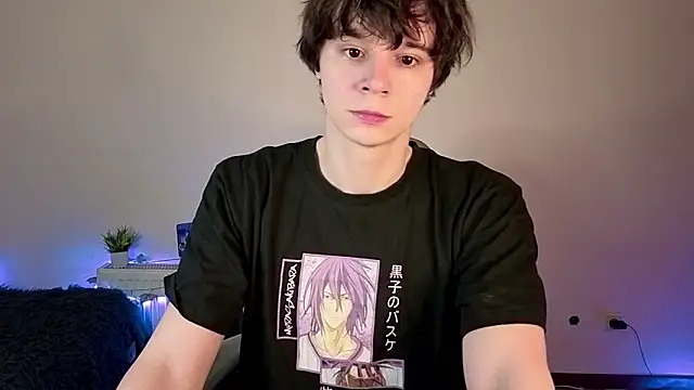 AnthonyCuutie online show from June 4, 2026, 4:51 am