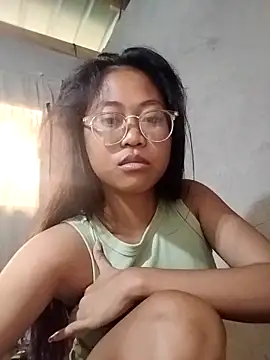 angelpinay44 online show from March 20, 2026, 10:47 pm