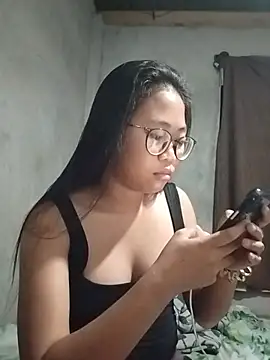 angelpinay44 online show from June 30, 2026, 3:02 pm