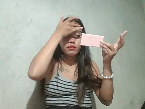 Snapshot of yummy_pilipina26 chatting on May 5, 2026, 1:30 pm yummy pilipina26 online show from May 5, 2026, 1:30 pm
