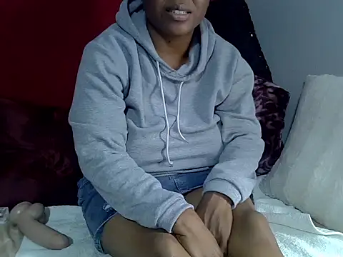 Snapshot of Talia82 chatting on March 3, 2026, 7:25 am Talia82 online show from March 3, 2026, 7:25 am