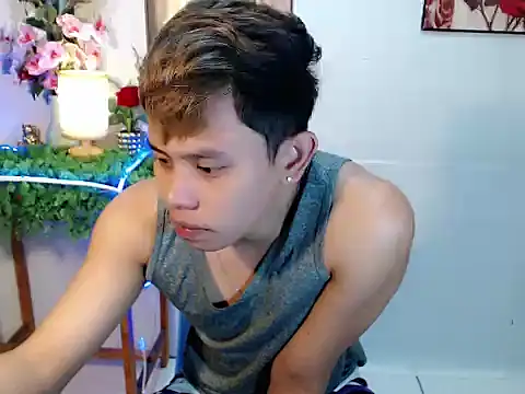Snapshot of Baby_Maxxx chatting on May 17, 2026, 5:20 pm Baby Maxxx online show from May 17, 2026, 5:20 pm