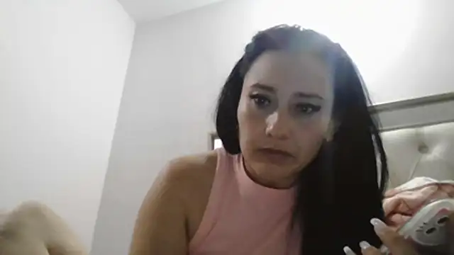 Terra  Rouse  online show from July 17, 2026, 10:47 pm