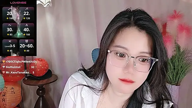 Snapshot of Luna-7788 chatting on March 3, 2026, 1:56 am Luna-7788 online show from March 3, 2026, 1:56 am