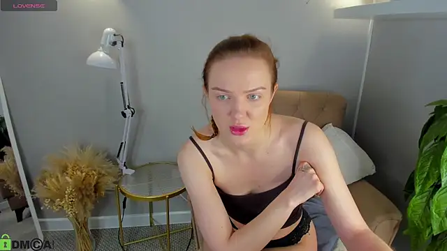 KiittieX online show from May 22, 2026, 6:42 am